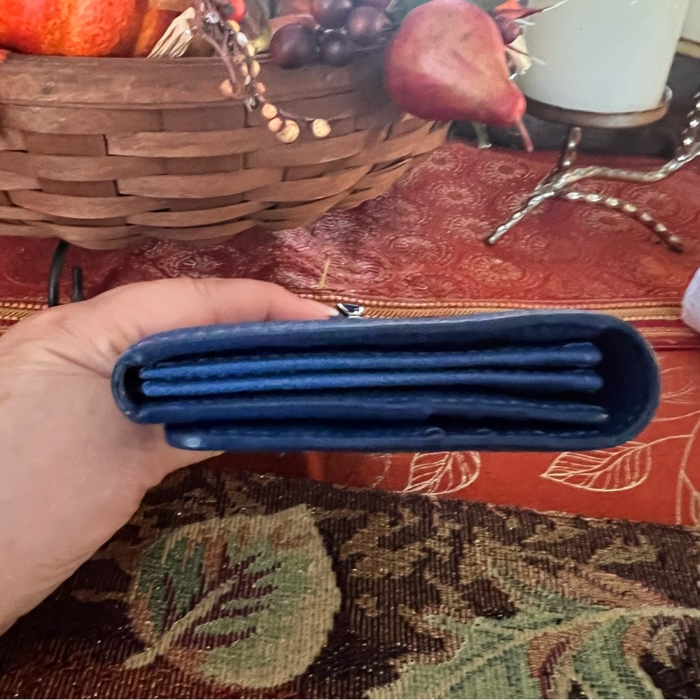 Tumi Chelsea Continental Long Royal Blue Women's Wallet, snap closure 💙 - Picture 13 of 15